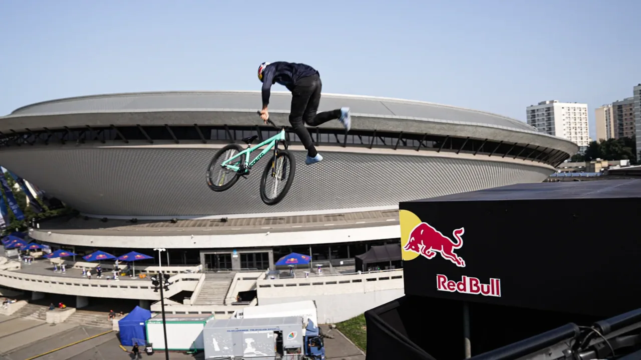 Red Bull Roof Ride #Daily | 1